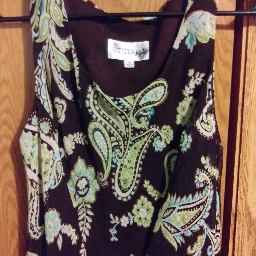 Dress - Picture 2 of 4
